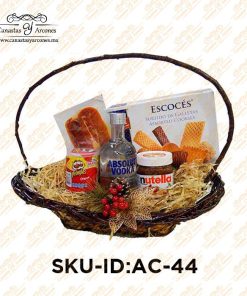 Canasta De Boda Arreglos En Canastas Con Peluches Canastas Con Vinos Y Quesos Canasta Con Flores Naturales Canasta Para Desayuno Sorpresa Arcos De Navidad Regalos De Comida Regalos Para Caballero Originales Regalos De Hierro Para Hombre Regalo Para Hombre Cumpleaños Regalos Para El Dia Del Trabajador